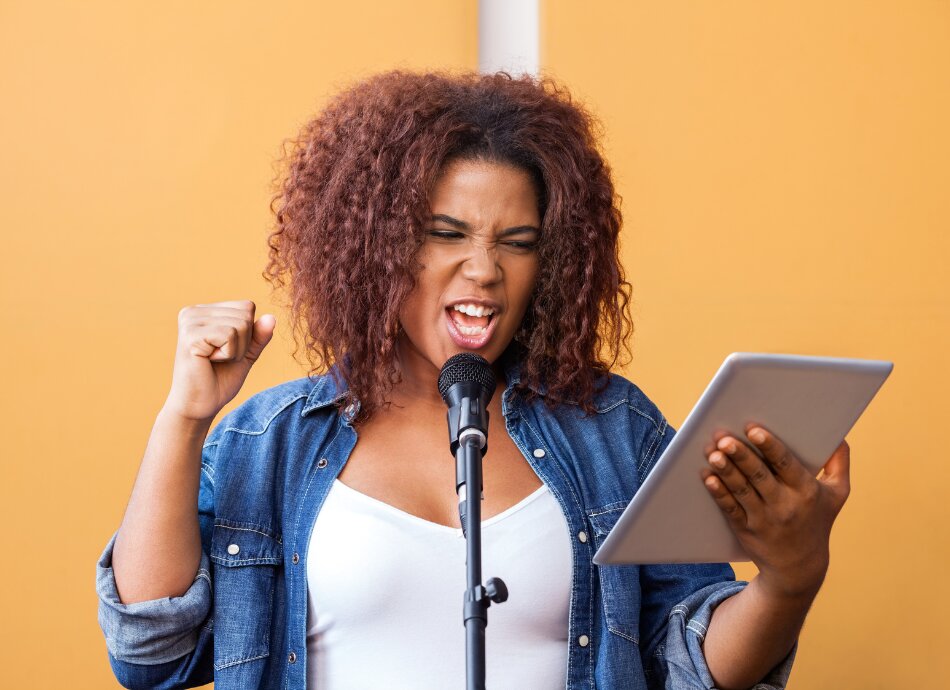 Woman singing forcefully canva 950x690